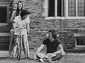 Photo of Colgate campus scene